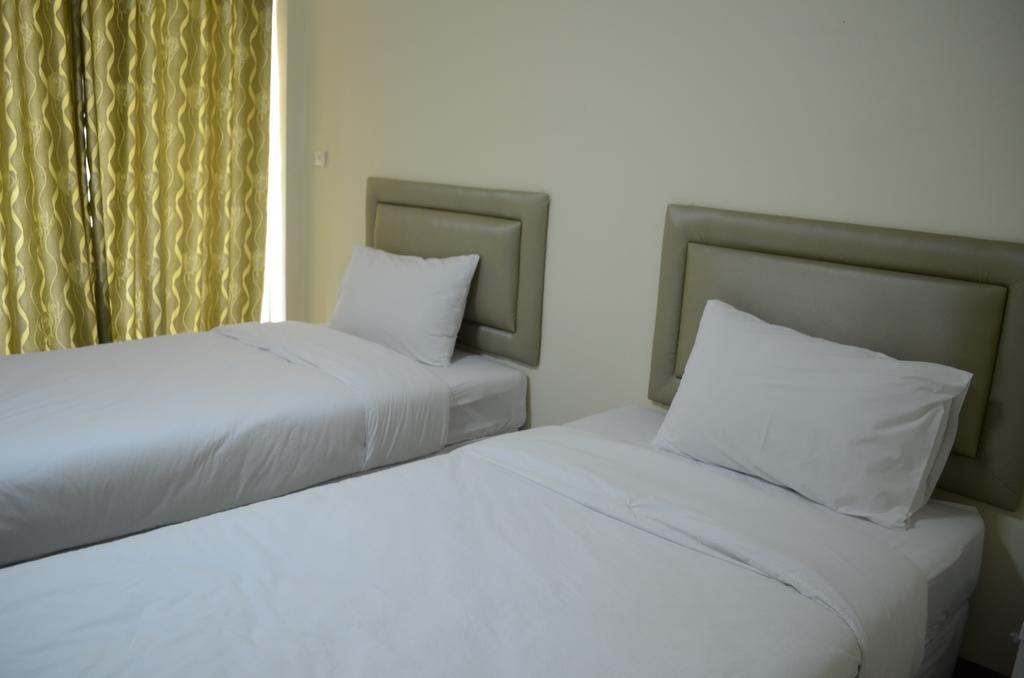 Tulip Place Ratchaburi Екстериор снимка